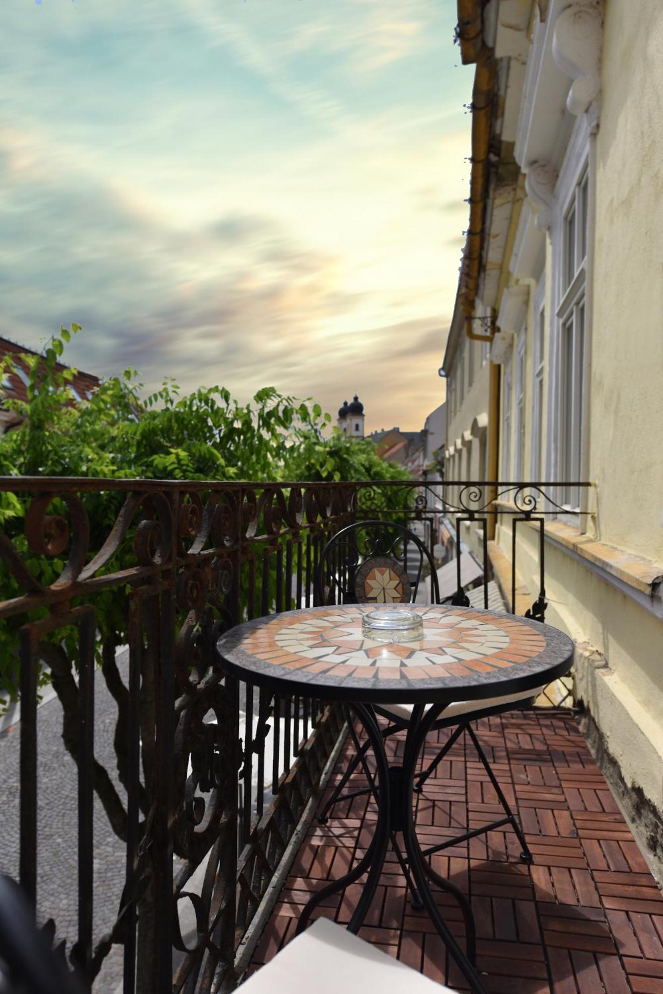 Apartman S Balkonom Trenčín 外观 照片